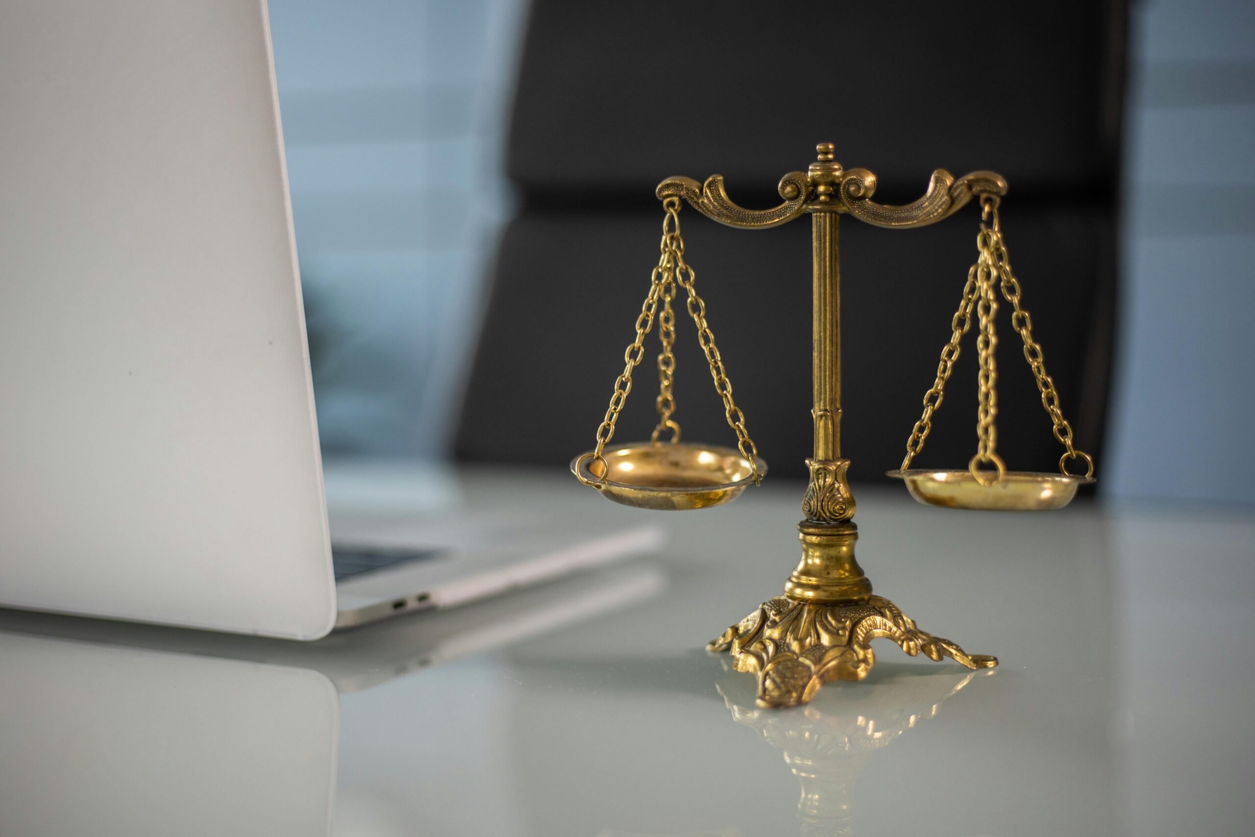 Digital marketing experts developing online strategy for law firms and legal service providers in India